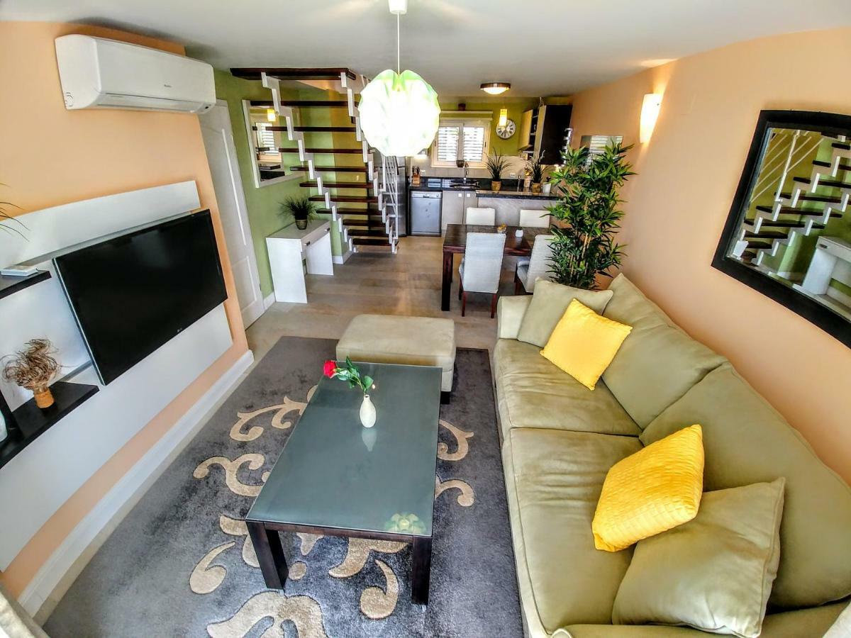 Beautiful 2 Bedroom 2 Bathroom Sea View, Free Parking Apartment Dubrovnik