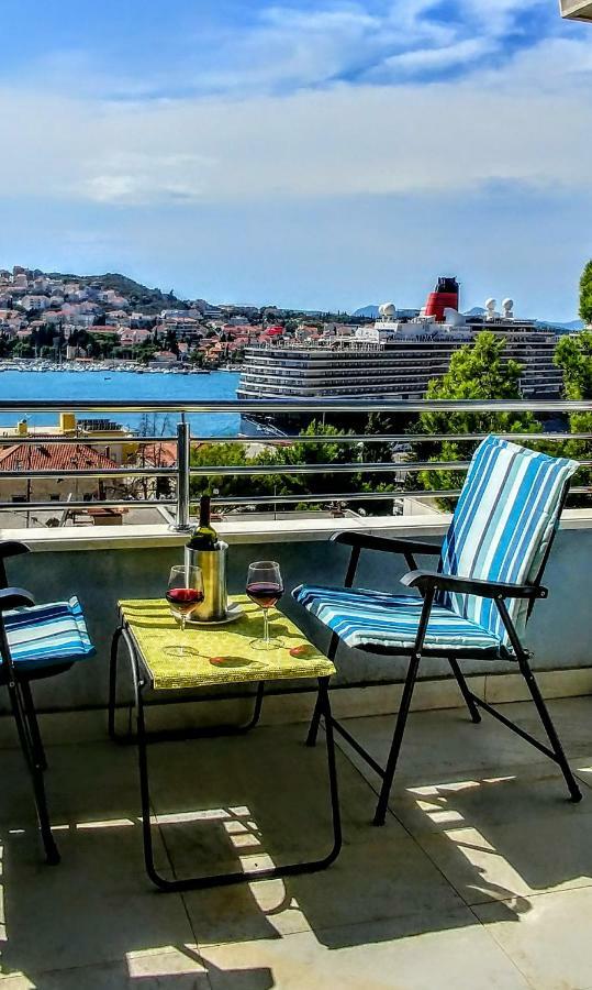 Beautiful 2 Bedroom 2 Bathroom Sea View, Free Parking Dubrovnik